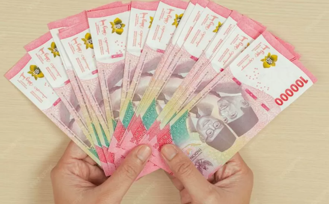 Sempat Putus Sekolah karena Biaya, Putri Kini Raih Beasiswa Kuliah Sistem Informasi